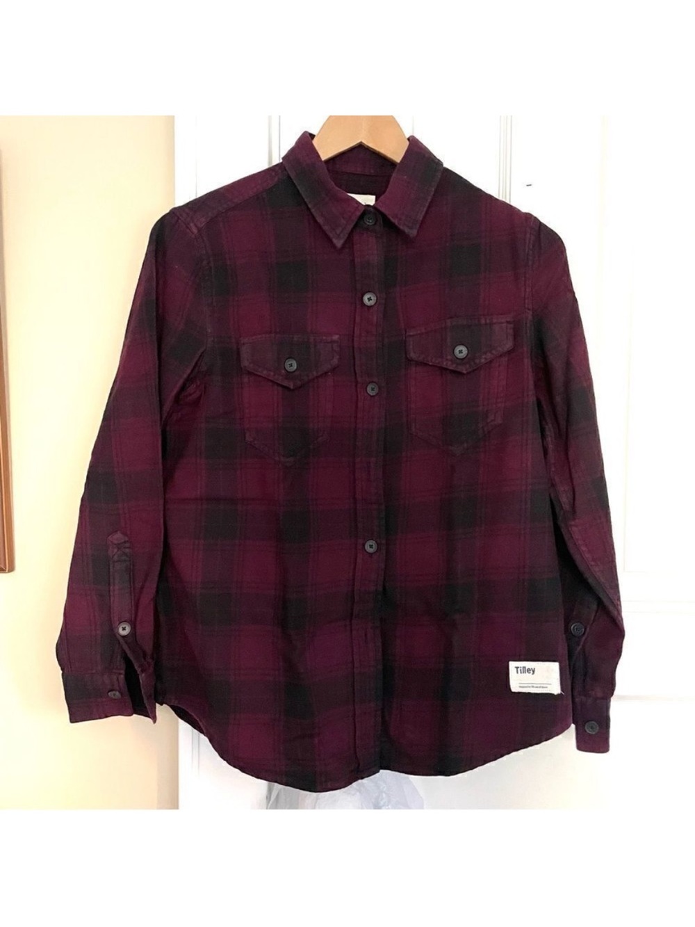 Tilley Brushed Flannel Plaid
Button Down XL
